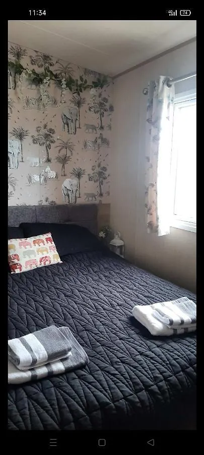 Hotel N And B Caravan Hire Flamingo Land Kirby Misperton