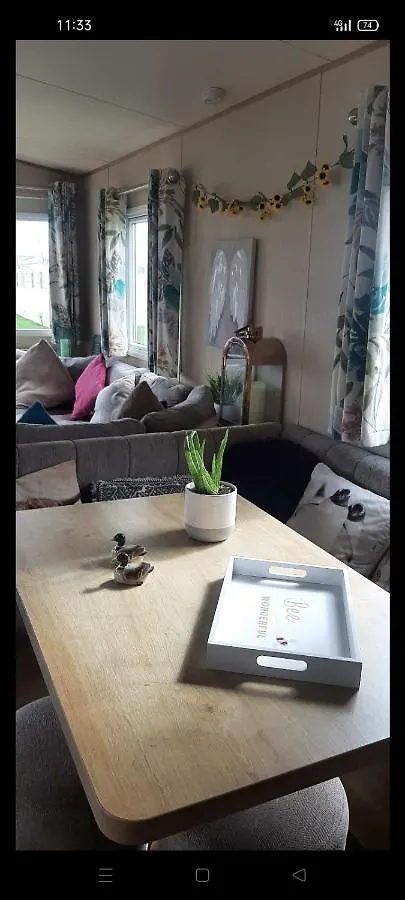 Hotel N And B Caravan Hire Flamingo Land à Kirby Misperton 0*,  Royaume-Uni
